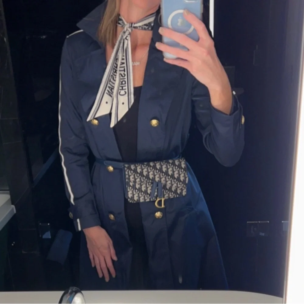 Navy trench - Picture 1 of 4
